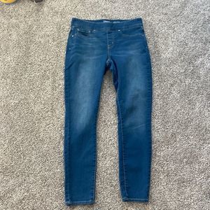Levi Strauss Pull-On Skinny Jeans Size: W31 L32